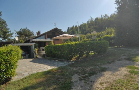 For sale Villa Quiet zone Alba Piemonte