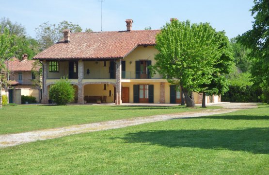 Zu verkaufen Villa Ruhiges Gebiet Narzole Piemonte